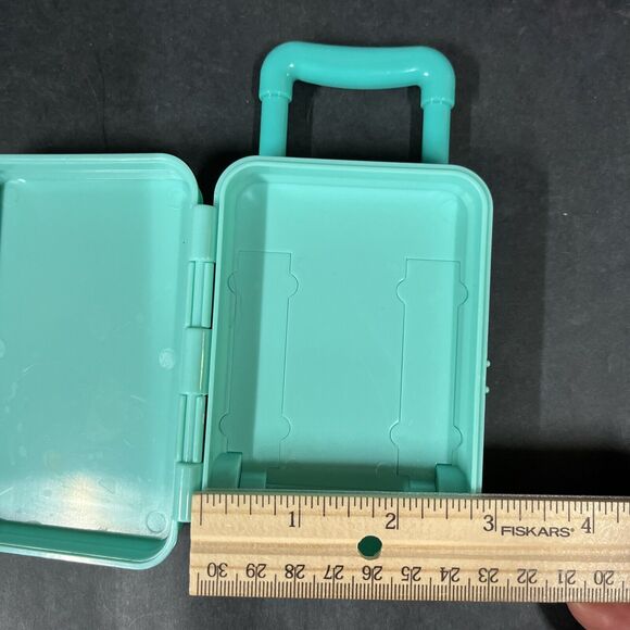 8 Doll Accessories Travel Lot Rolling‎ Luggage,Purse,Backpack,Toothbrush Set Etc - Picture 3 of 12